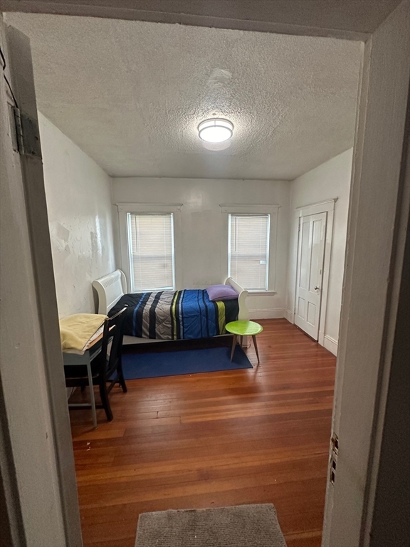 3 bed, 1 bath apartment for rent at 17 George St Unit 2, East Somerville — photo 8 of 10