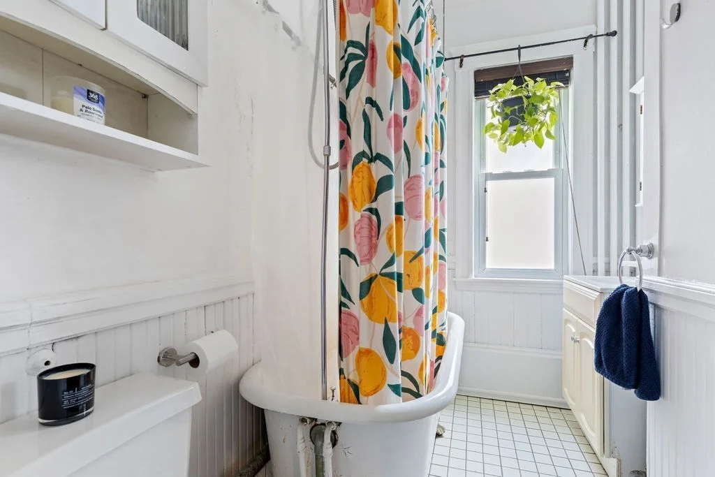 3 bed, 1 bath apartment for rent at 17 Germania St Unit 1, Jamaica Plain — photo 12 of 14