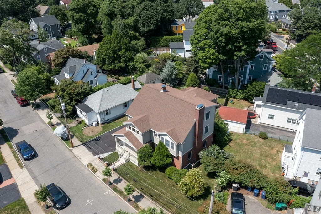 4 bed, 2 bath apartment for rent at 17 Gilbert St Unit 2, Newton — photo 32 of 34
