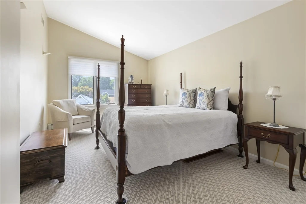4 bed, 2 bath apartment for rent at 17 Gilbert St Unit 2, Newton — photo 11 of 34