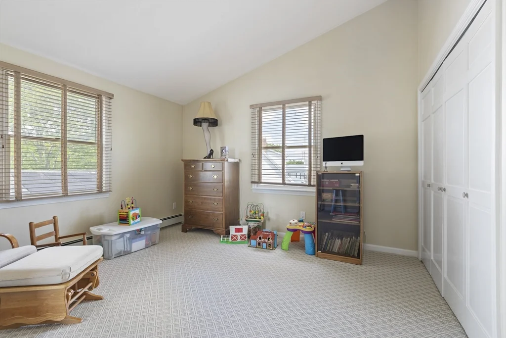 4 bed, 2 bath apartment for rent at 17 Gilbert St Unit 2, Newton — photo 12 of 34