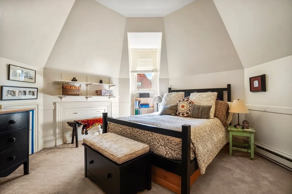 1 bed, 1 bath apartment for rent at 17 Gloucester St Unit 7, Back Bay — photo 10 of 19