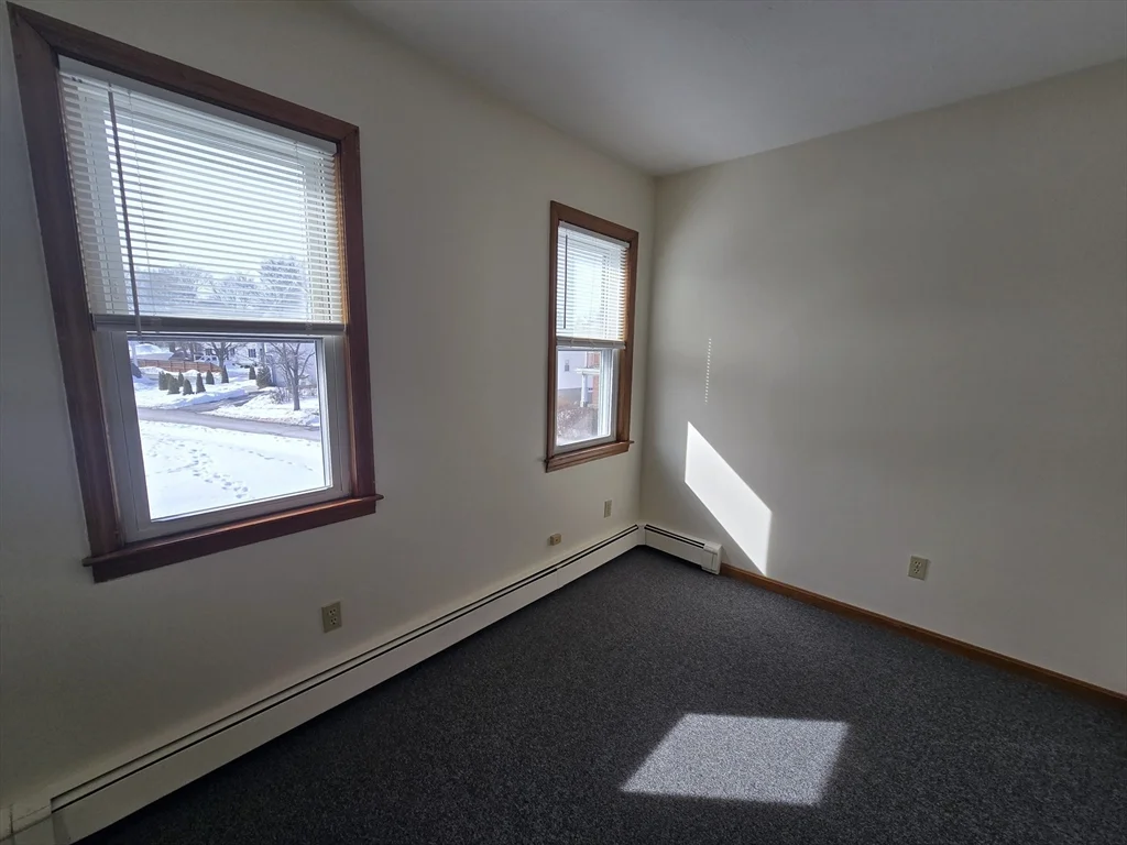 2 bed, 1 bath apartment for rent at 17 Grafton St Unit 2, Quincy — photo 16 of 27