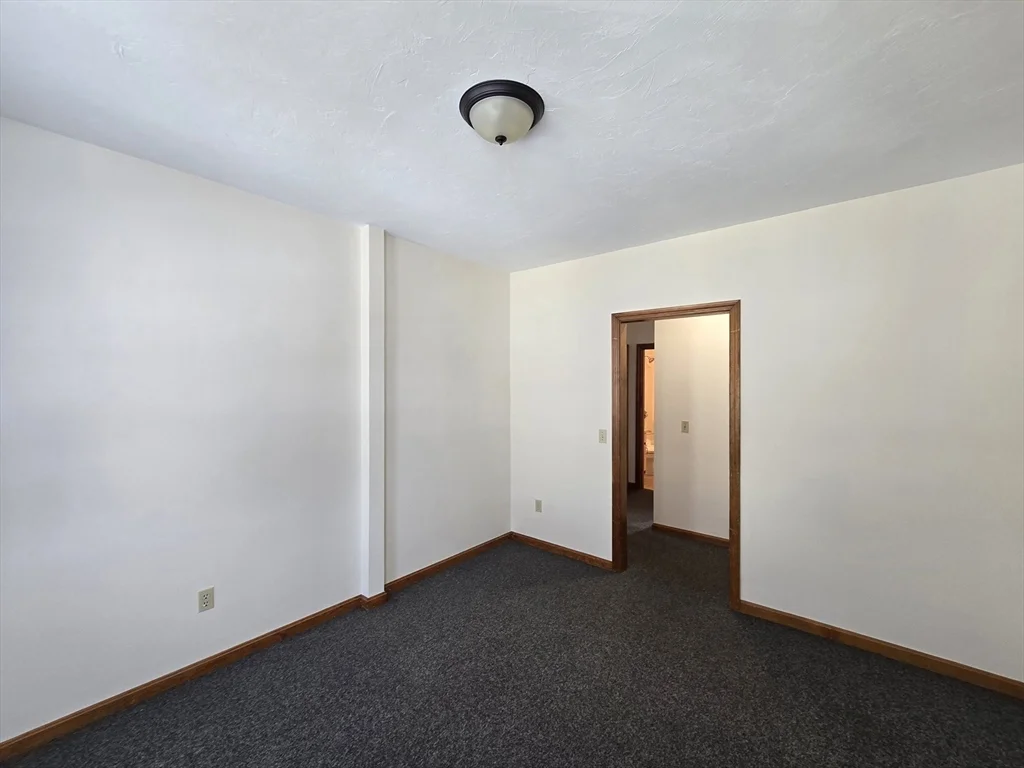 2 bed, 1 bath apartment for rent at 17 Grafton St Unit 2, Quincy — photo 8 of 27