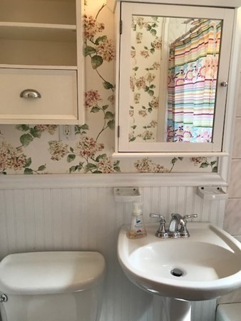 2 bed, 1 bath apartment for rent at 17 Grant Unit 1, Lexington — photo 18 of 27