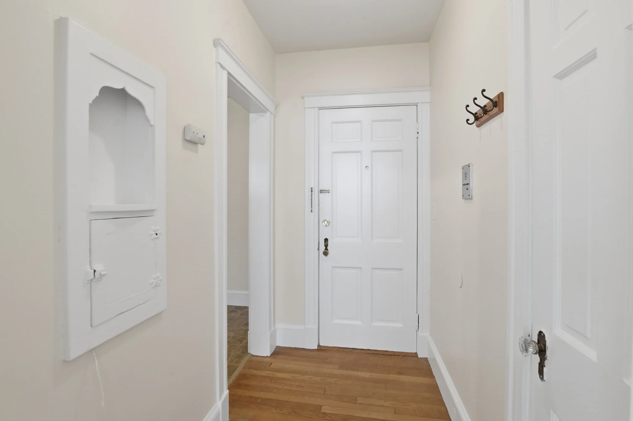 2 bed, 1 bath apartment for rent at 17 Greenleaf St Unit 12, Quincy — photo 8 of 25