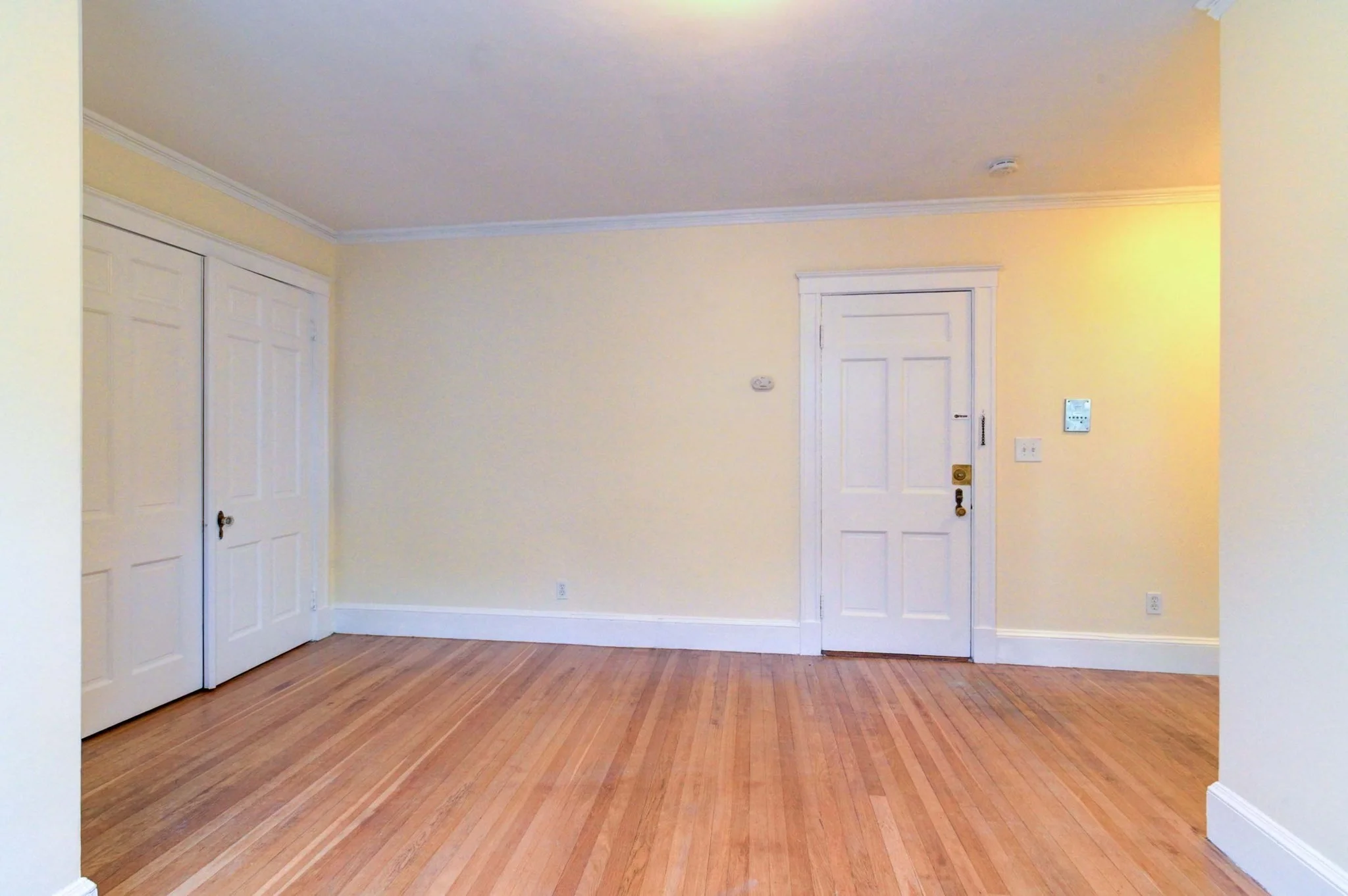 Studio bed, 1 bath apartment for rent at 17 Greenleaf St Unit 5, Quincy — photo 5 of 17