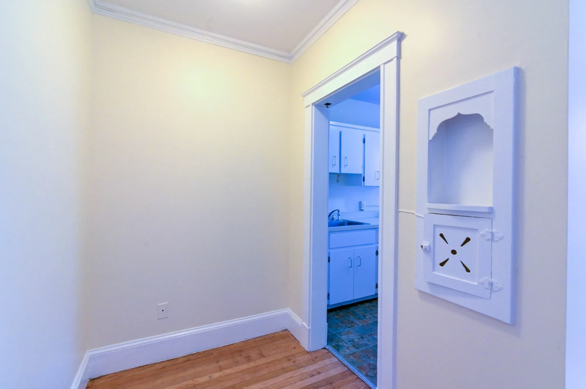 Studio bed, 1 bath apartment for rent at 17 Greenleaf St Unit 5, Quincy — photo 9 of 17