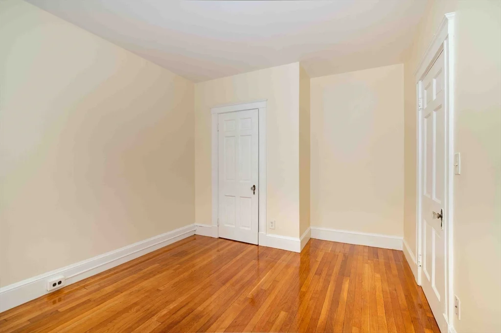 1 bed, 1 bath apartment for rent at 17 Greenleaf Unit 15, Quincy — photo 14 of 19