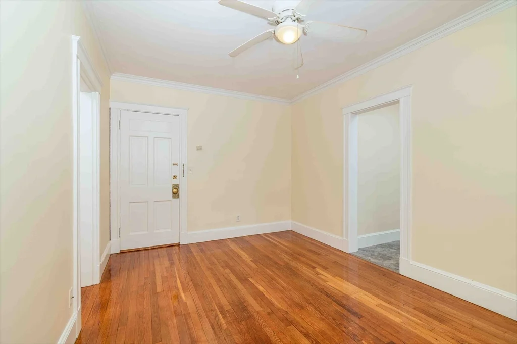 1 bed, 1 bath apartment for rent at 17 Greenleaf Unit 15, Quincy — photo 4 of 19