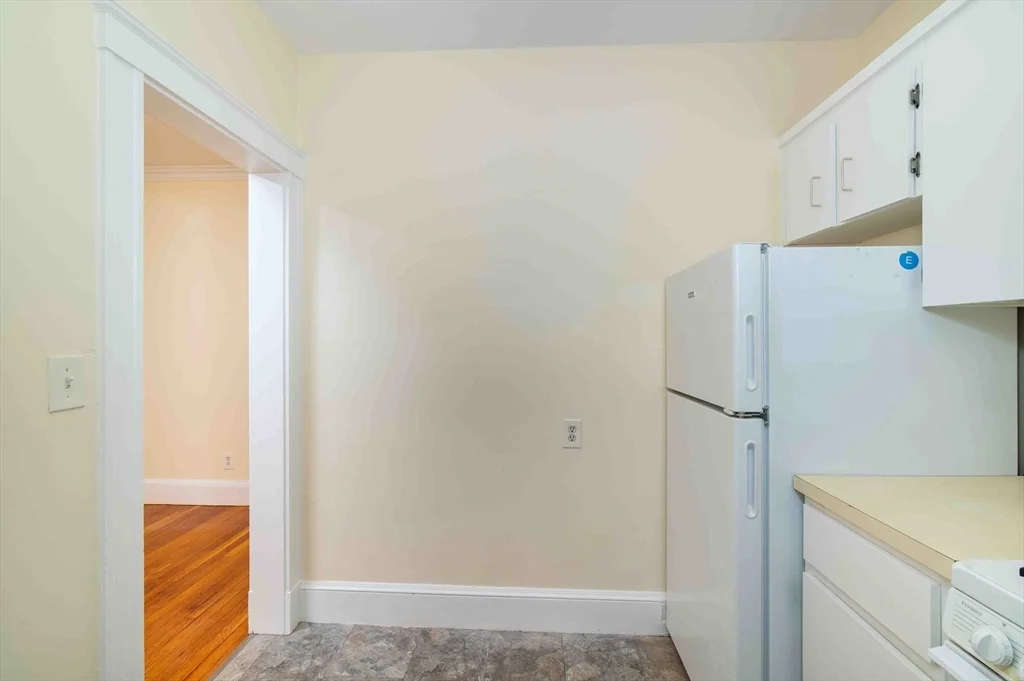 1 bed, 1 bath apartment for rent at 17 Greenleaf Unit 15, Quincy — photo 10 of 19