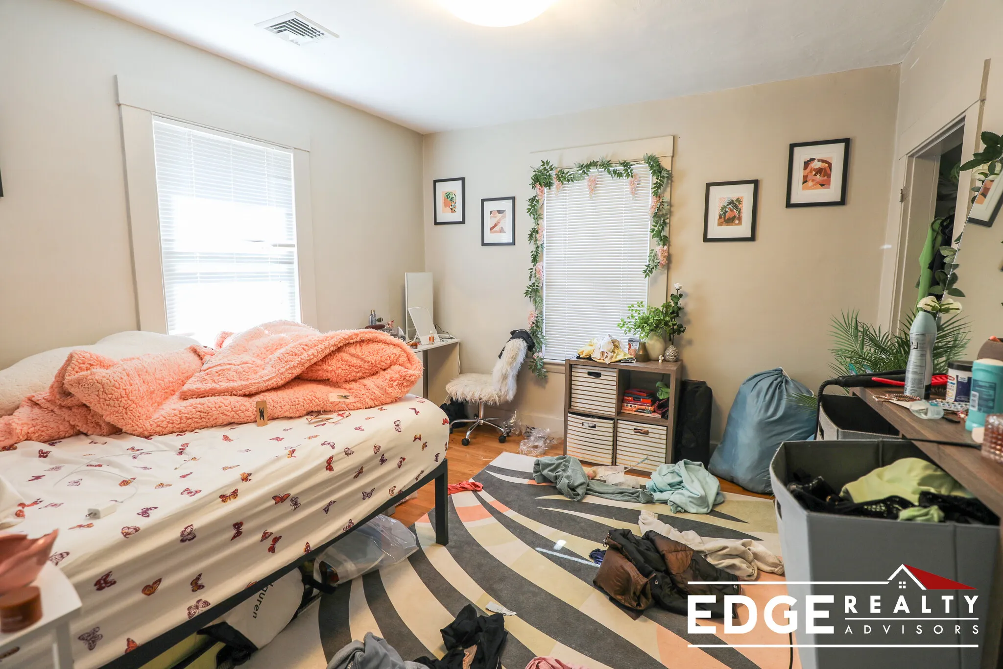 3.5 bed, 2 bath apartment for rent at 17 Greylock Rd Unit 1, Allston — photo 5 of 9