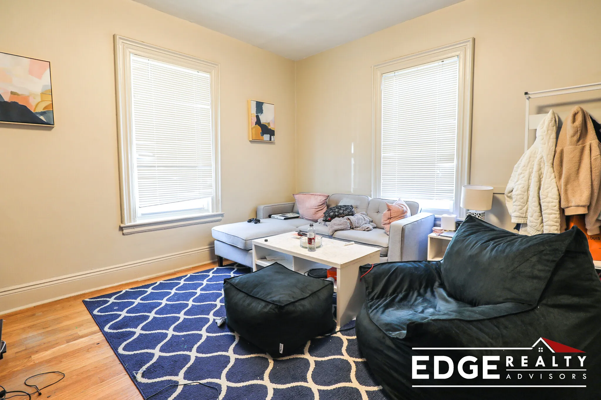 3.5 bed, 2 bath apartment for rent at 17 Greylock Rd Unit 1, Allston — photo 3 of 9