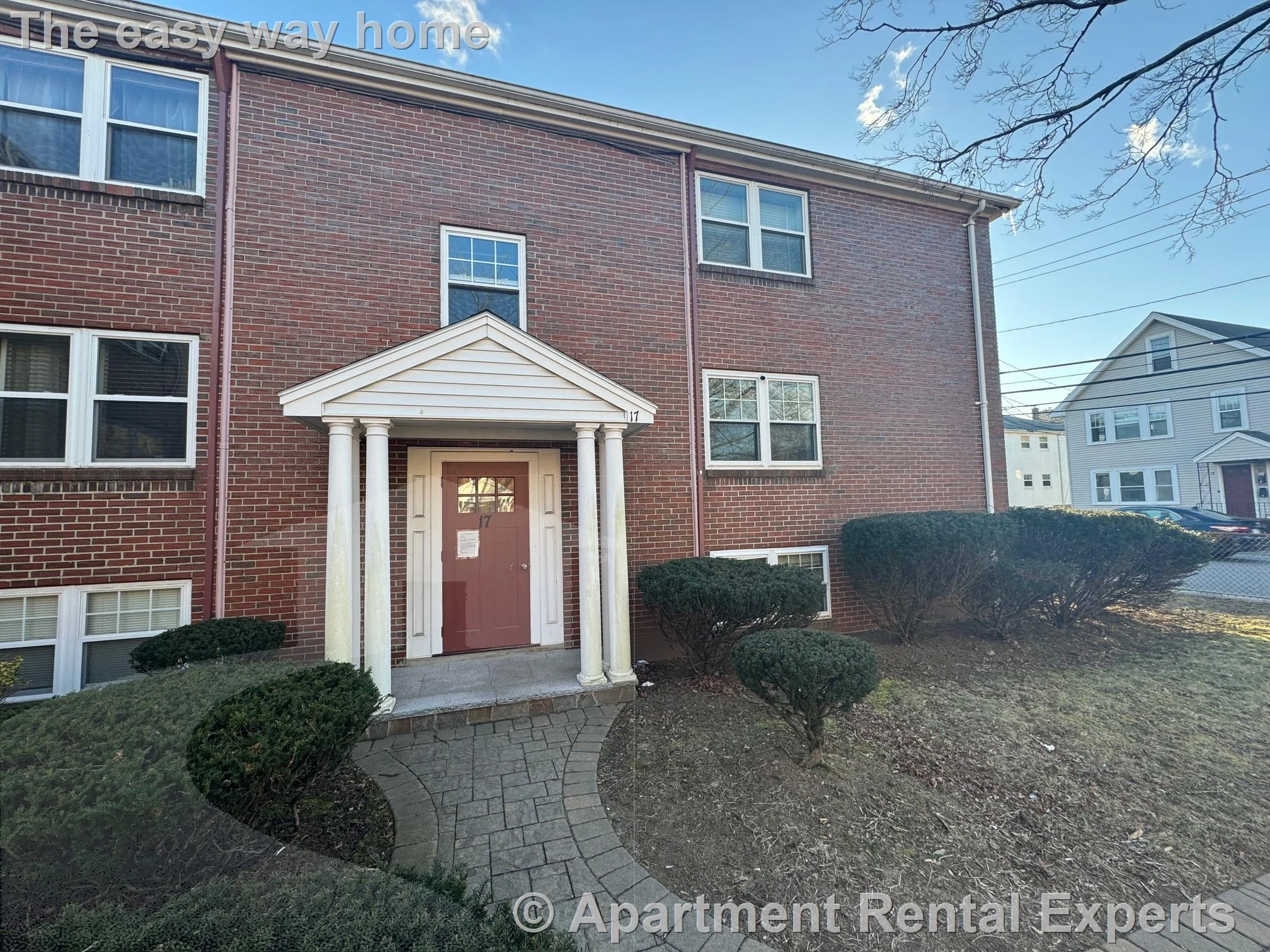 Studio bed, 1 bath apartment for rent at 17 Grove St Unit 2, Arlington Center — photo 4 of 4
