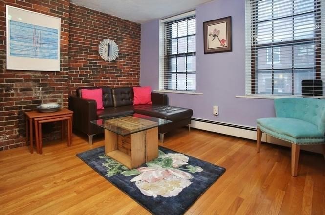 1 bed, 1 bath apartment for rent at 17 Grove St Unit 2, Beacon Hill