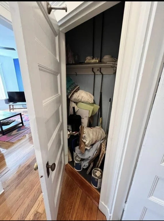 2 bed, 1 bath apartment for rent at 17 Grovenor Rd Unit 3, Jamaica Plain — photo 20 of 23