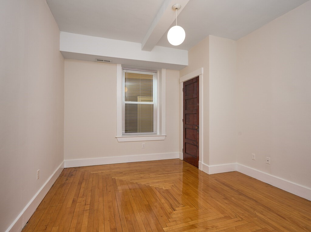 3 bed, 2 bath apartment for rent at 17 Hamilton St Unit 1, Southbridge — photo 13 of 28