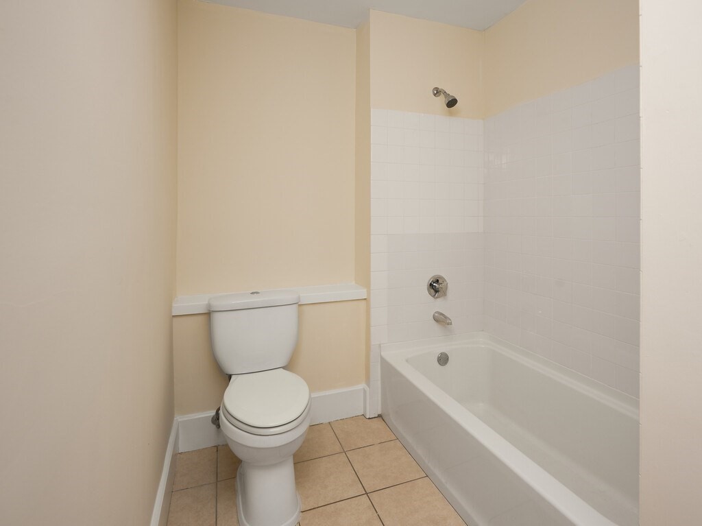 3 bed, 2 bath apartment for rent at 17 Hamilton St Unit 1, Southbridge — photo 18 of 28
