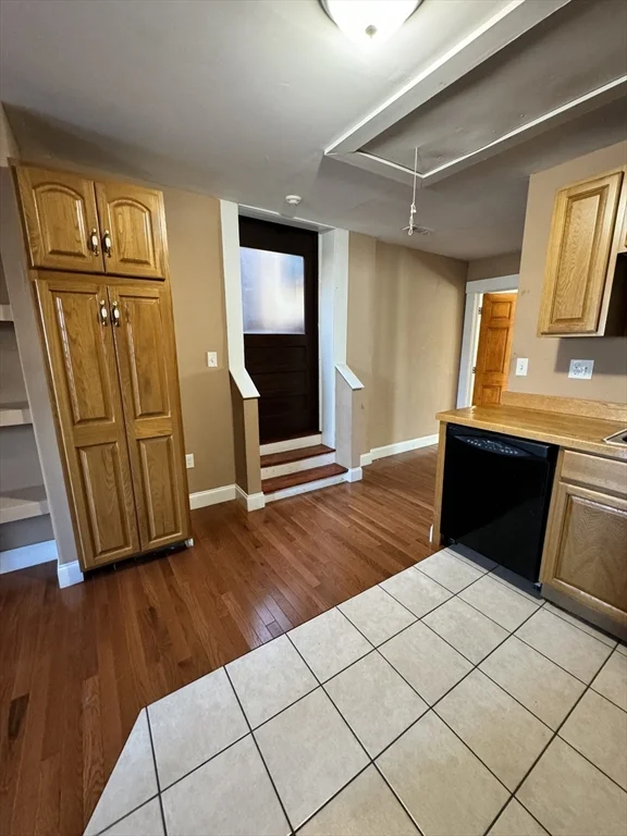 1 bed, 1 bath apartment for rent at 17 Hamilton St Unit 2, Southbridge — photo 8 of 12
