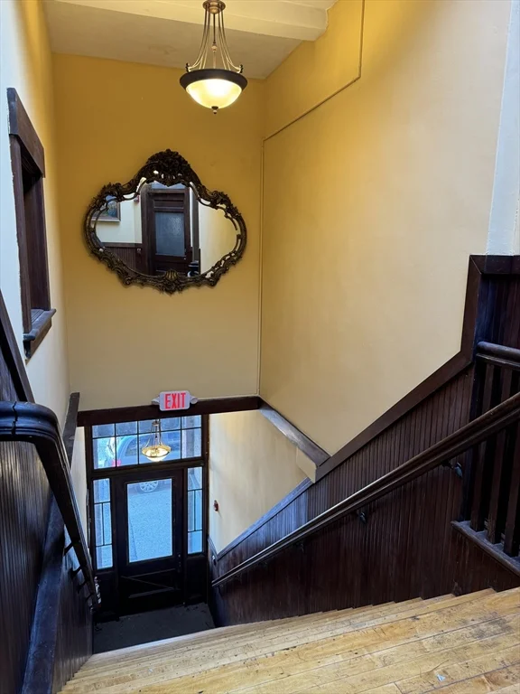 1 bed, 1 bath apartment for rent at 17 Hamilton St Unit 2, Southbridge — photo 11 of 12