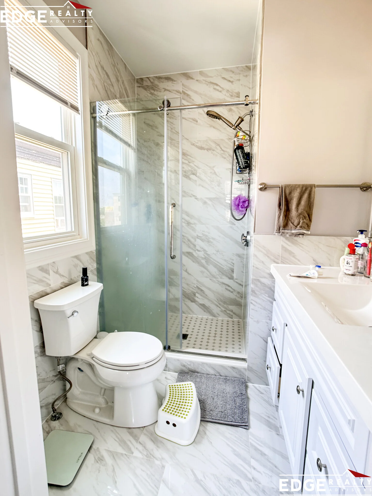 4 bed, 3 bath apartment for rent at 17 Harvard Ter Unit 3, Allston — photo 10 of 11