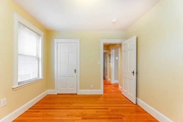 2 bed, 1 bath apartment for rent at 17 Hastings St Unit 1, West Roxbury — photo 10 of 14