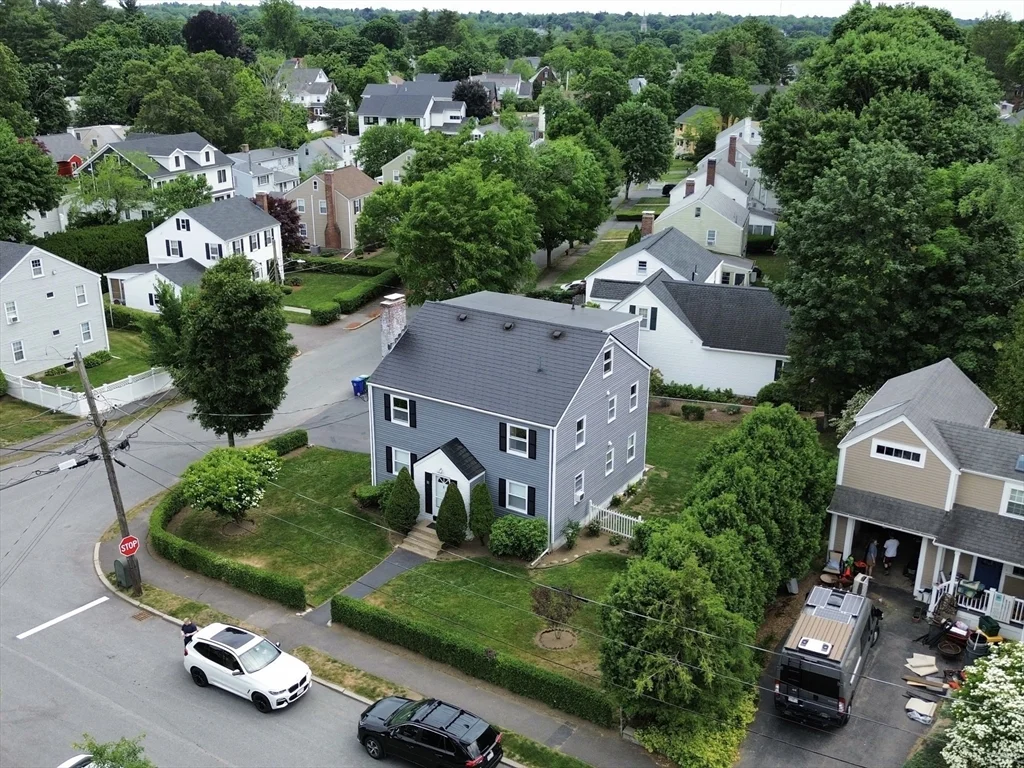 3 bed, 2 bath apartment for rent at 17 Hatfield Rd Unit 17, West Newton — photo 41 of 42