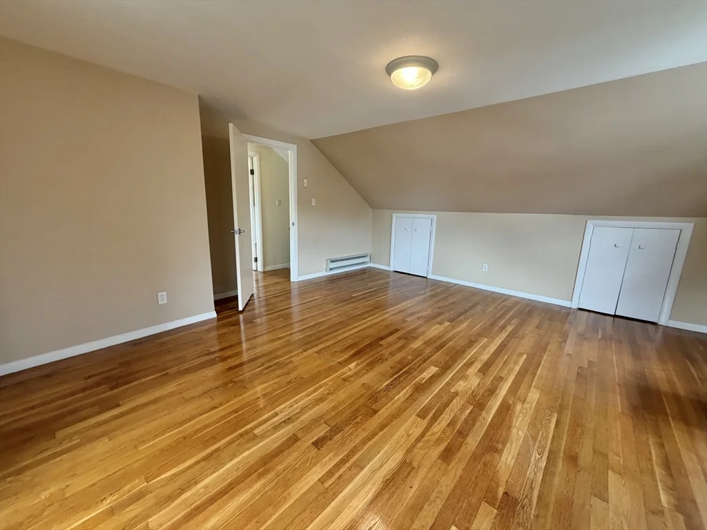 3 bed, 2 bath apartment for rent at 17 Hatfield Rd Unit 17, West Newton — photo 10 of 42