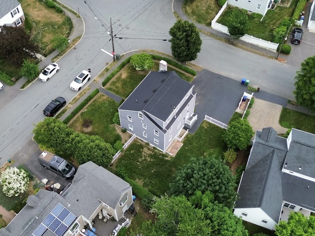 3 bed, 2 bath apartment for rent at 17 Hatfield Rd Unit 17, West Newton — photo 2 of 42