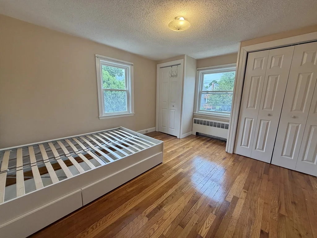 3 bed, 2 bath apartment for rent at 17 Hatfield Rd Unit 17, West Newton — photo 19 of 42