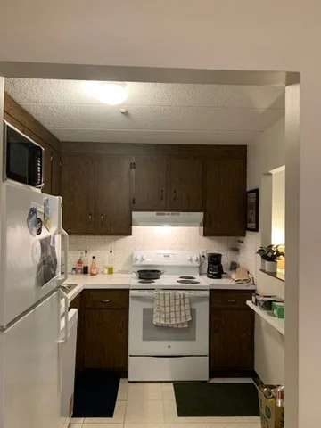 1 bed, 1 bath apartment for rent at 17 Healey Unit 202, West Cambridge — photo 4 of 6