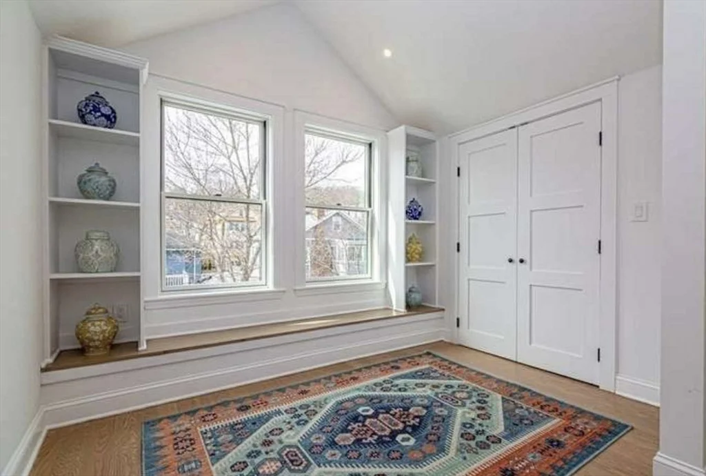 3 bed, 2 bath apartment for rent at 17 Higgins St Unit 17, Arlington — photo 9 of 9