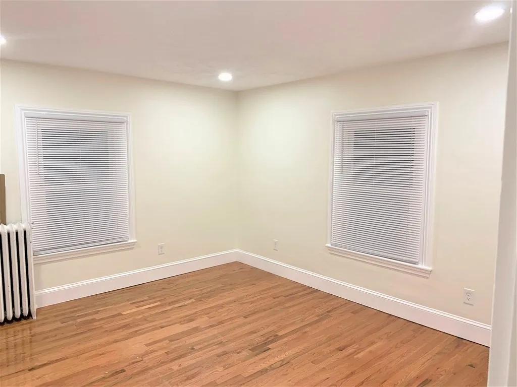 1 bed, 1 bath apartment for rent at 17 High St Unit 2, Brookline Village — photo 2 of 23