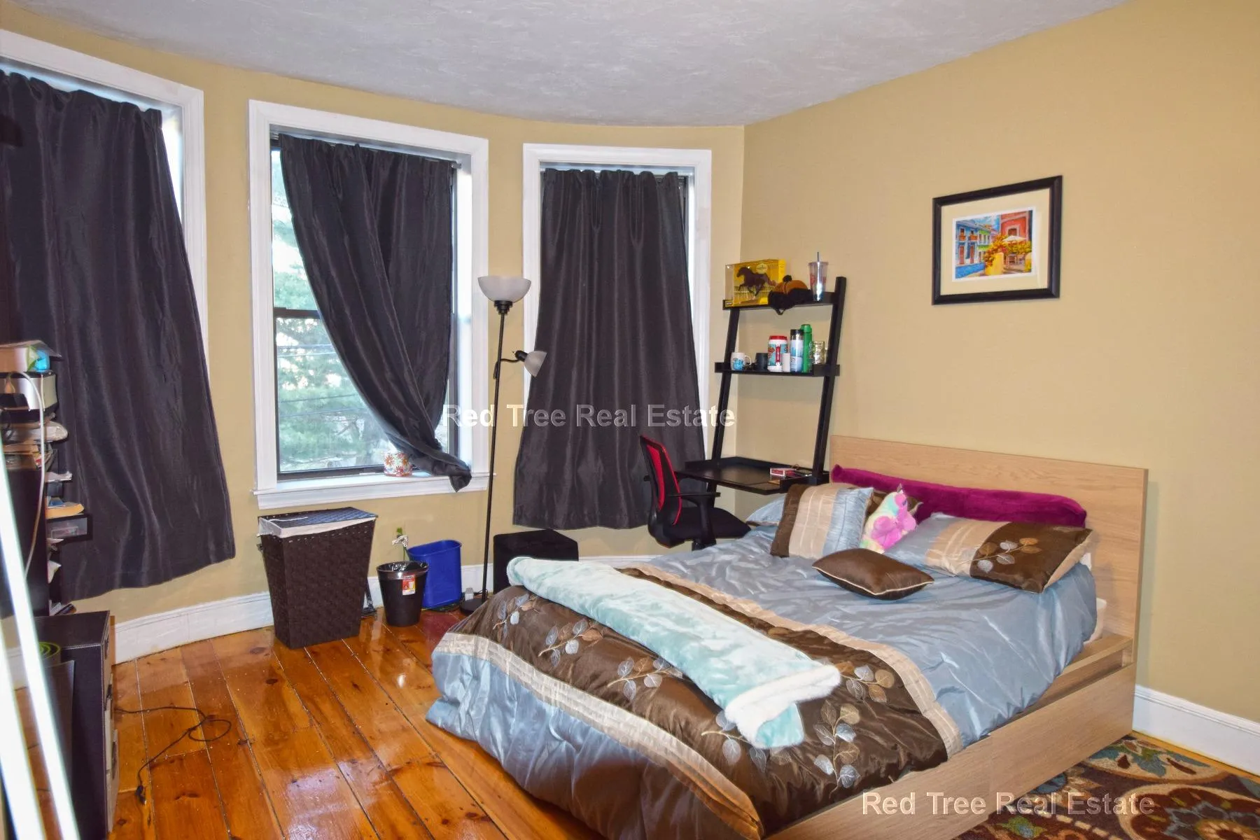 4 bed, 2 bath apartment for rent at 17 Highgate St Unit 6, Allston — photo 12 of 17