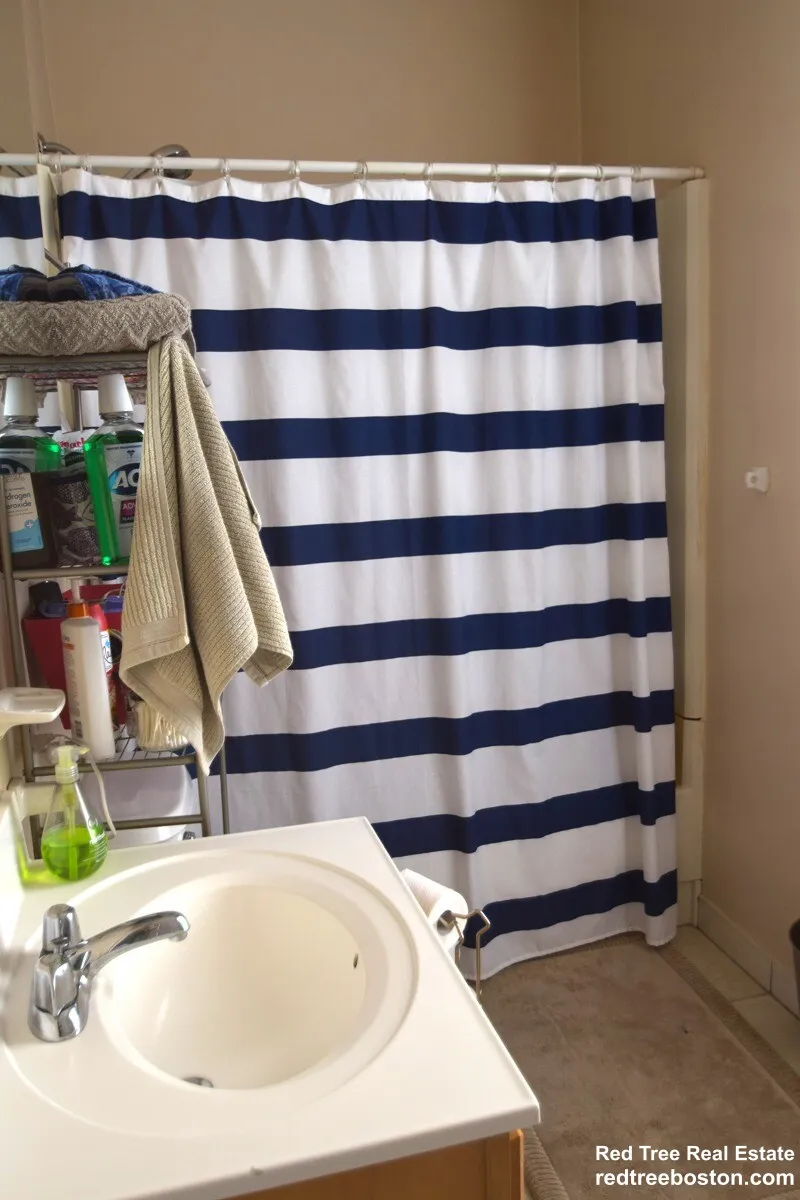 4 bed, 2 bath apartment for rent at 17 Highgate St Unit 9, Allston — photo 8 of 11