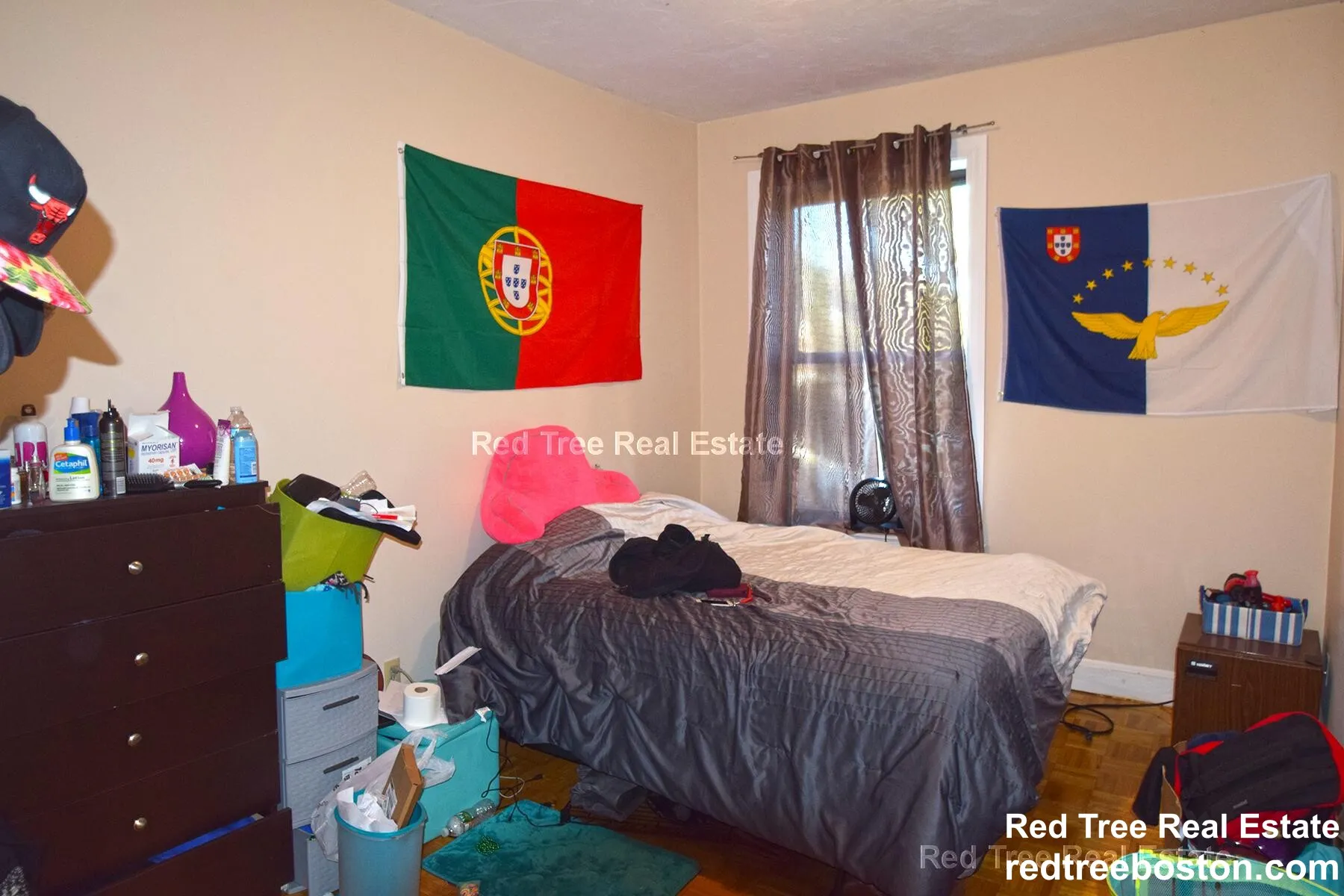 4 bed, 2 bath apartment for rent at 17 Highgate St Unit 9, Allston — photo 2 of 11