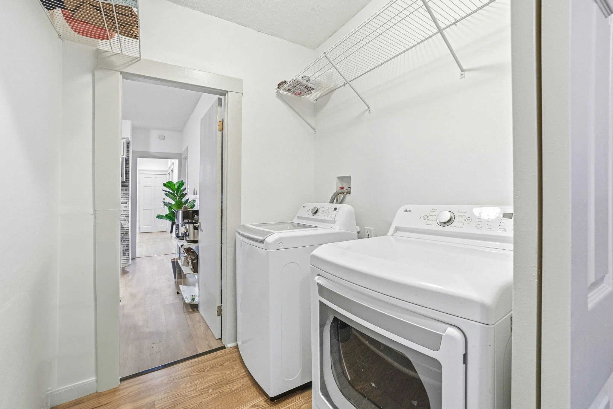 3 bed, 1 bath apartment for rent at 17 Hillsboro Unit 1, Dorchester — photo 22 of 29