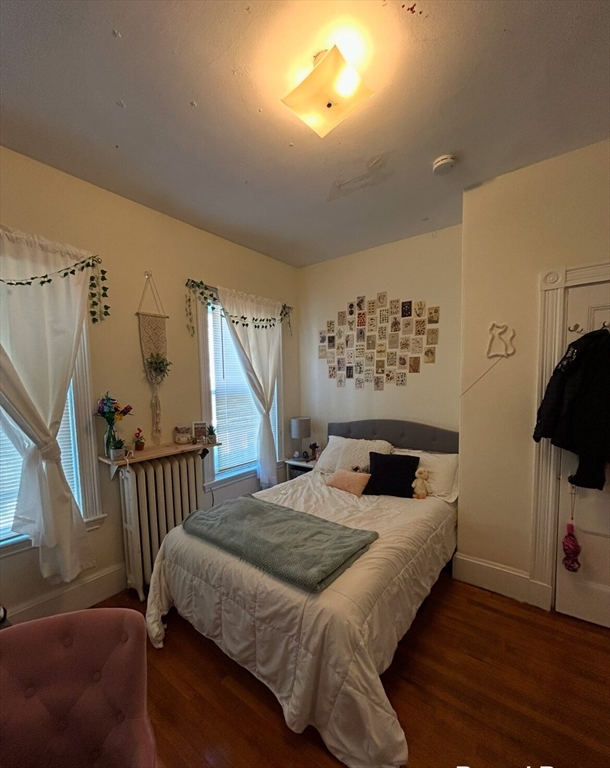 5 bed, 2 bath apartment for rent at 17 Hillside St Unit 3, Mission Hill — photo 5 of 12