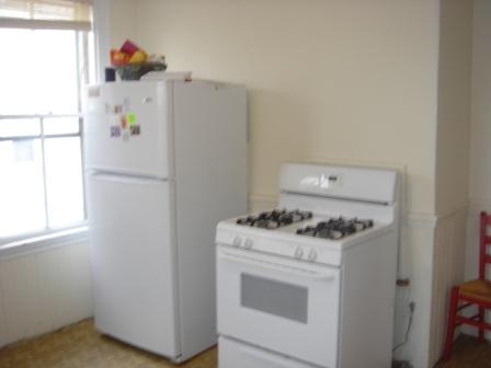 4 bed, 1 bath apartment for rent at 17 Hillside St Unit OL2, Mission Hill — photo 4 of 6