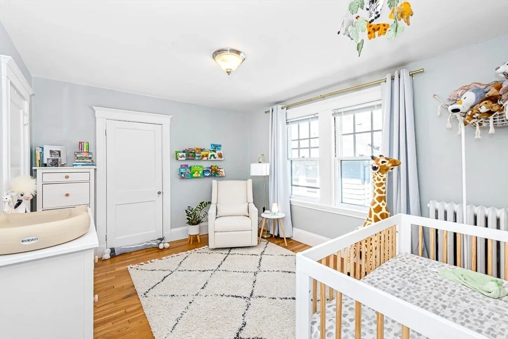 3 bed, 2 bath apartment for rent at 17 Holden Rd Unit 17, Belmont — photo 15 of 25