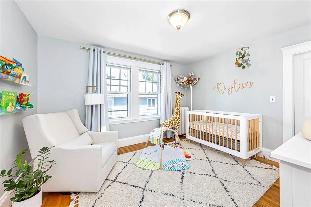 3 bed, 2 bath apartment for rent at 17 Holden Rd Unit 17, Belmont — photo 16 of 25