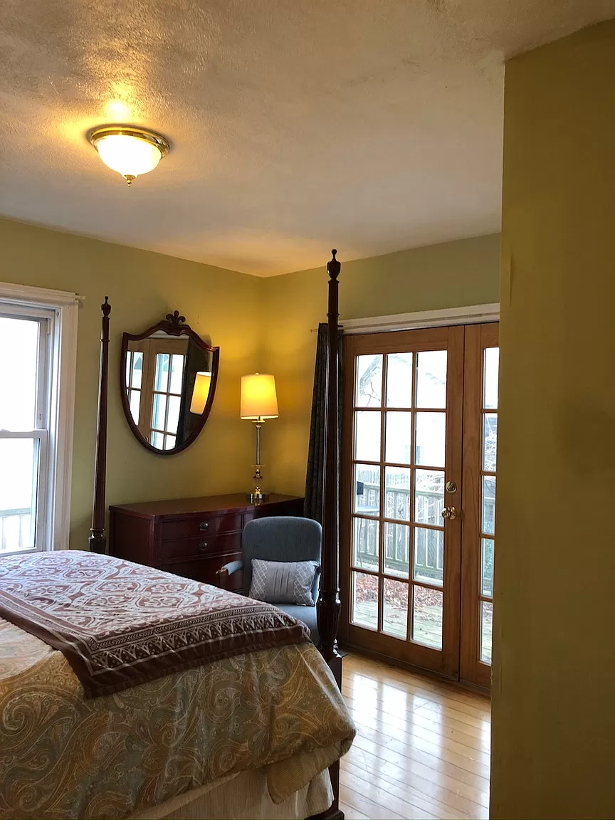 5 bed, 3 bath apartment for rent at 17 Holman St Unit 1, Allston — photo 11 of 22