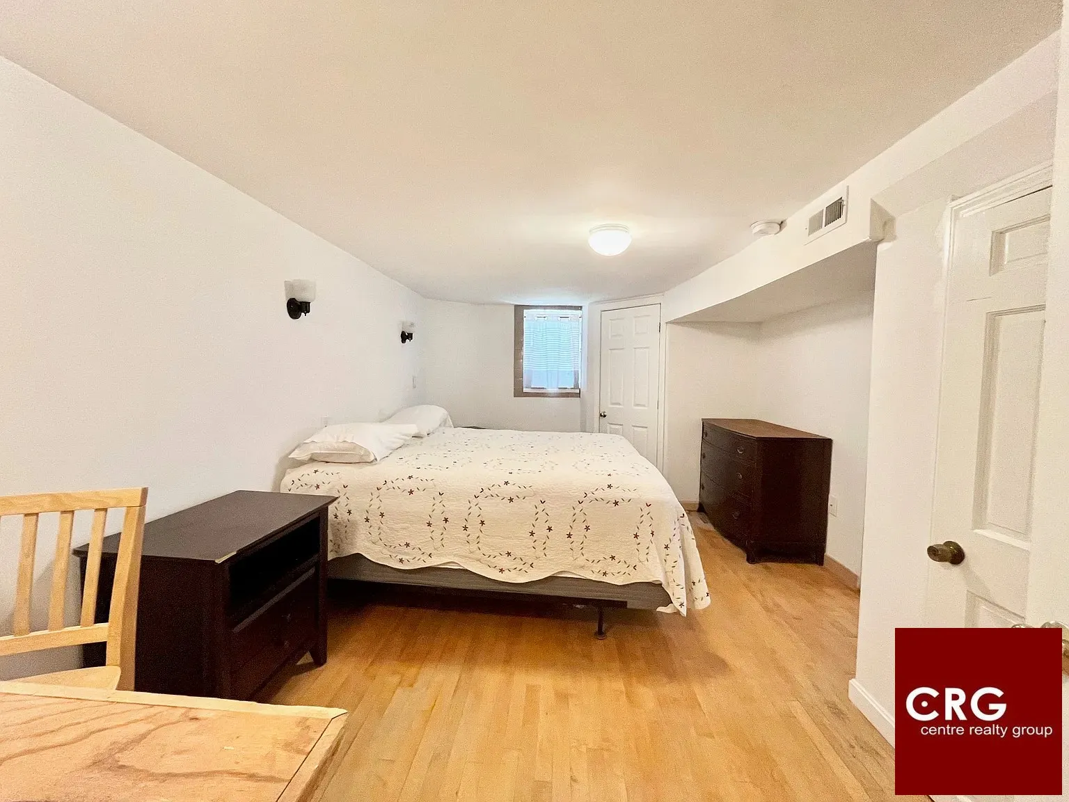 5 bed, 3 bath apartment for rent at 17 Holman St Unit 1, Allston — photo 15 of 22