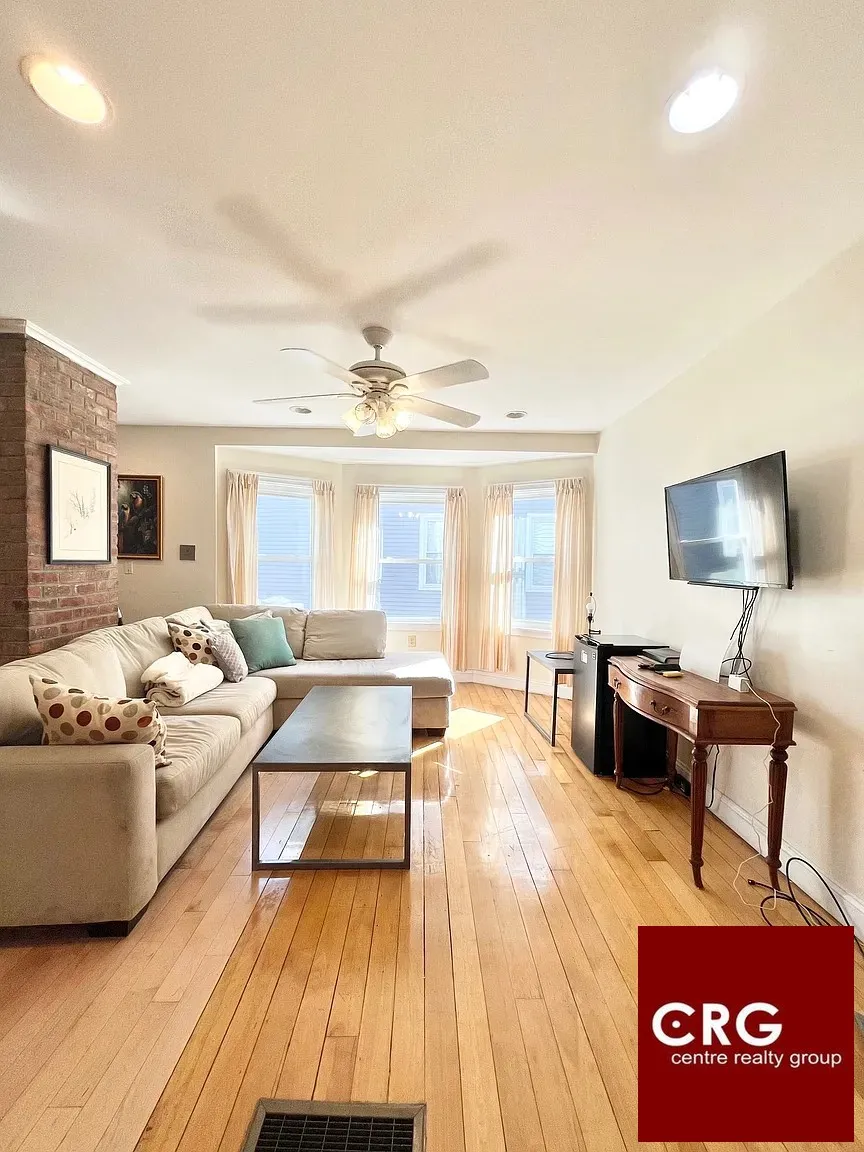 5 bed, 3 bath apartment for rent at 17 Holman St Unit 1, Allston — photo 6 of 22