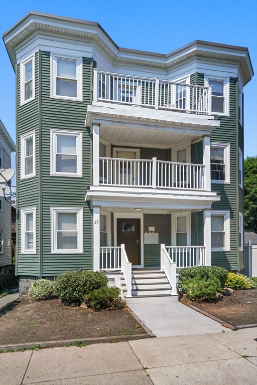 4 bed, 2 bath apartment for rent at 17 Howes St Unit 2, Dorchester — photo 20 of 22