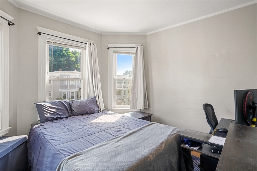 4 bed, 2 bath apartment for rent at 17 Howes St Unit 2, Dorchester — photo 15 of 22