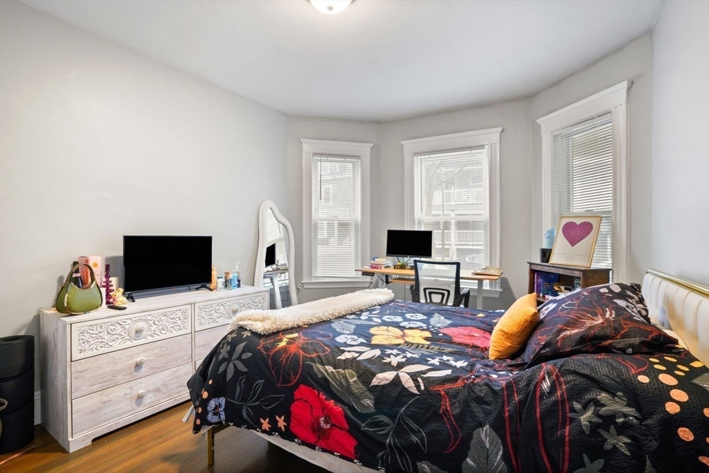 4 bed, 2 bath apartment for rent at 17 Howes St Unit 3, Dorchester — photo 10 of 17
