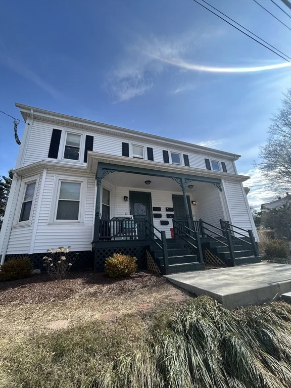 1 bed, 1 bath apartment for rent at 17 Hudson St Unit 2, Marlborough