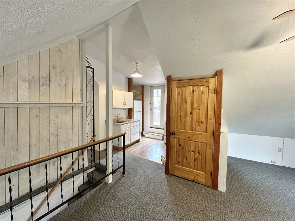 1 bed, 1 bath apartment for rent at 17 Hudson Unit 3, Marlborough — photo 2 of 9