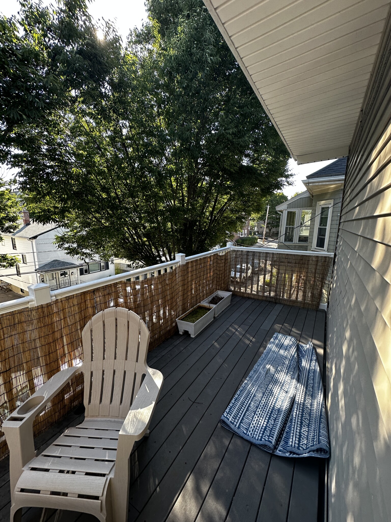 3 bed, 1 bath apartment for rent at 17 Hunnewell Ave Unit 2, Oak Square — photo 9 of 21